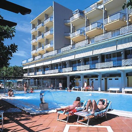 Hotel Bellevue Et Mediterranée Diano Marina Esterno foto