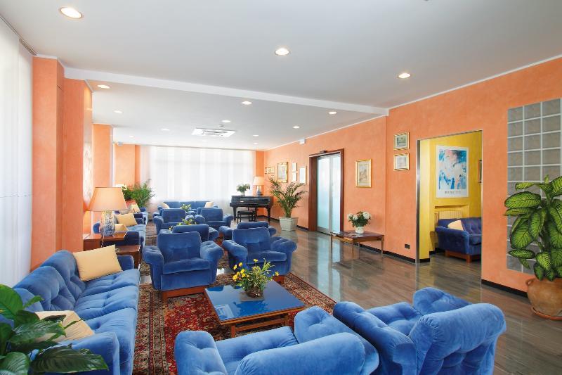 Hotel Bellevue Et Mediterranée Diano Marina Esterno foto