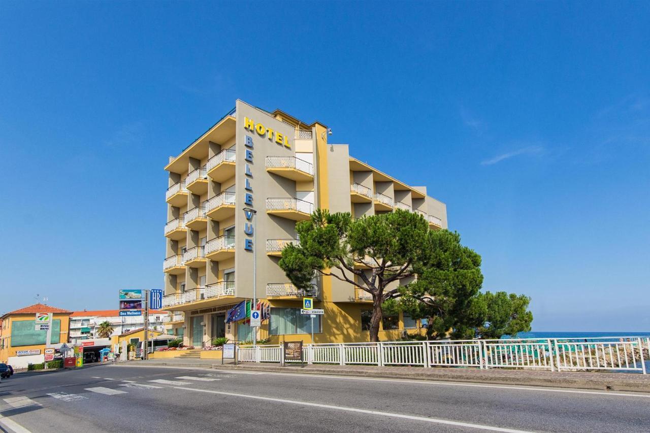 Hotel Bellevue Et Mediterranée Diano Marina Esterno foto